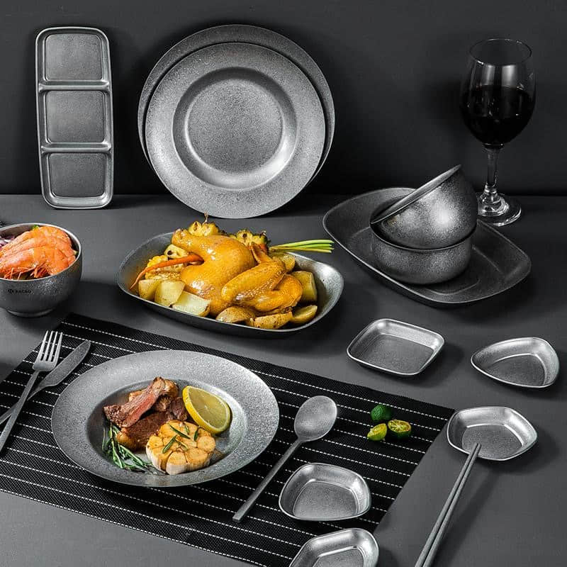 Retro Dinnerware